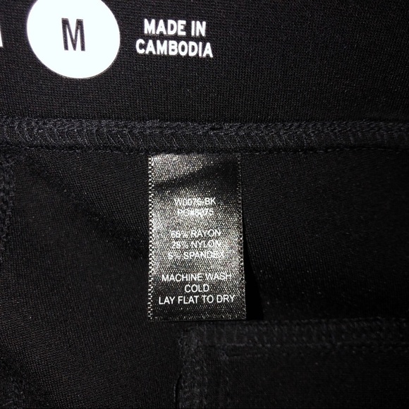 Betabrand Classic Straight Leg Dress Pants Black Size Medium Ponte Knit W0076 - Picture 8 of 9